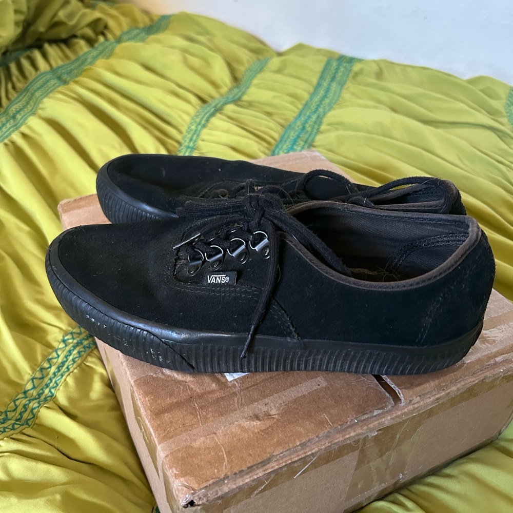 Unisex Vans Suede Platform Black Lace Up Skateboard Sneakers Shoes
8.5 men